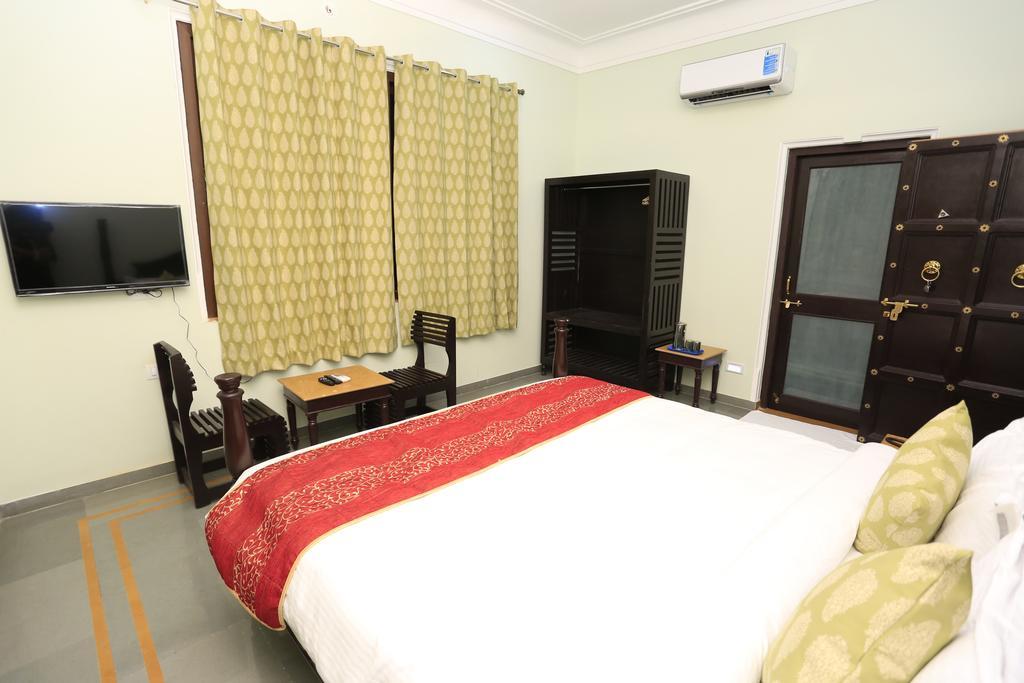 Sai Palace Hotel Udaipur Bagian luar foto