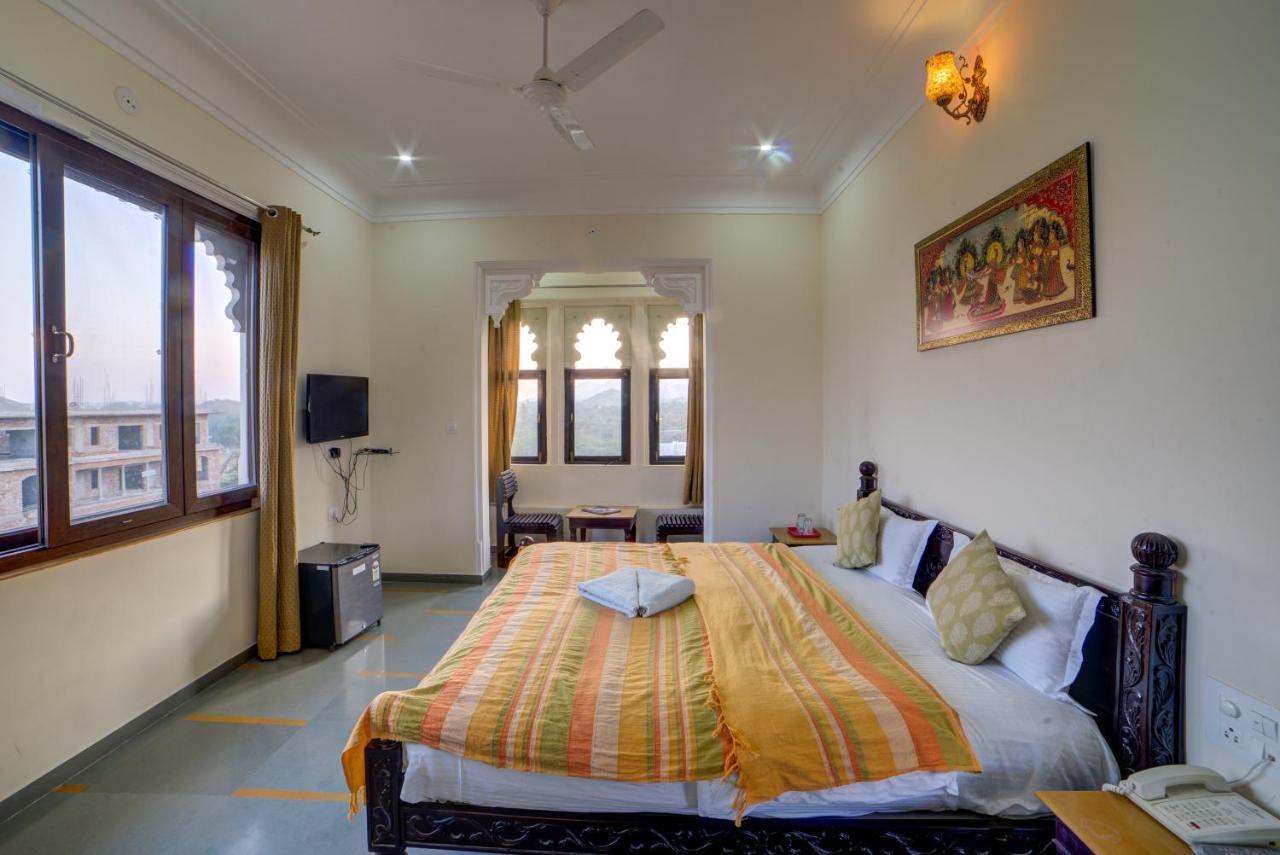 Sai Palace Hotel Udaipur Bagian luar foto