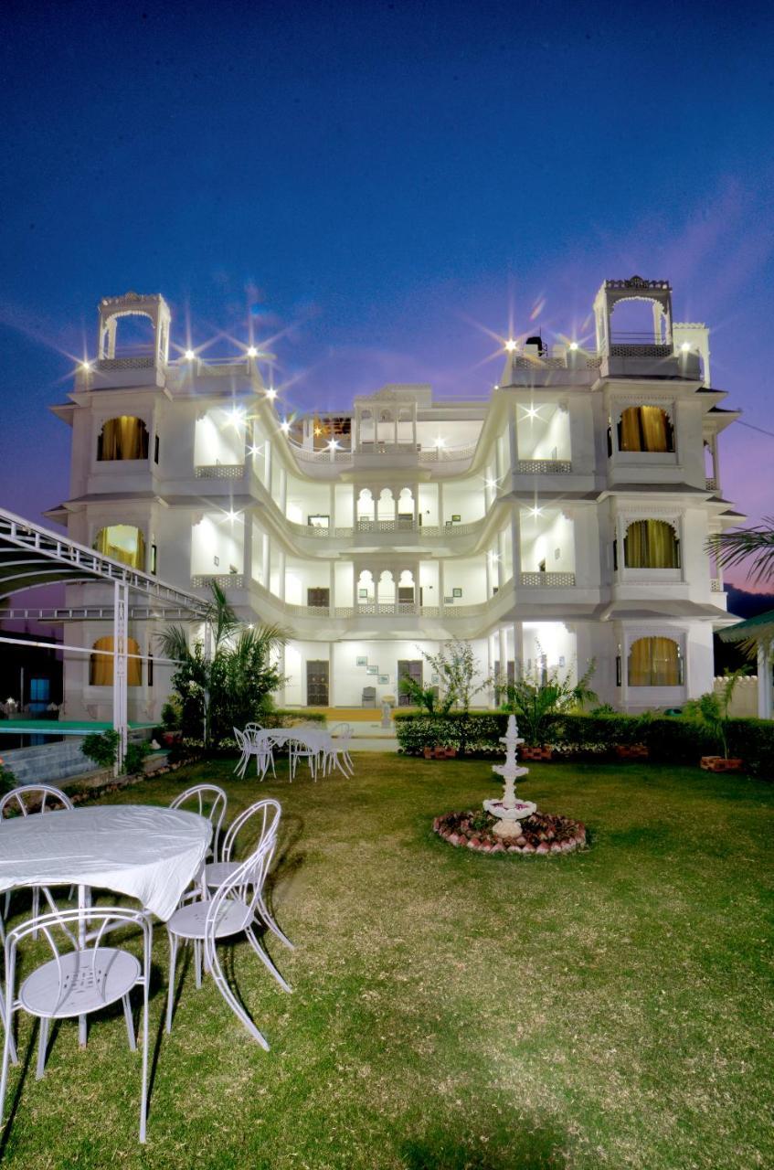Sai Palace Hotel Udaipur Bagian luar foto