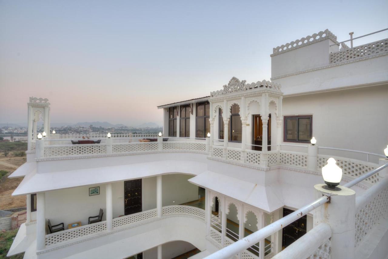 Sai Palace Hotel Udaipur Bagian luar foto